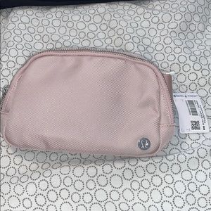 Brand new lululemon Fanny pack/ belt bag